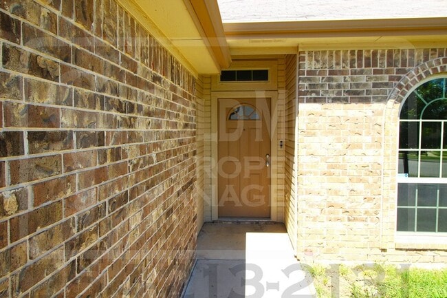 Building Photo - 3705 Appalachian Trl