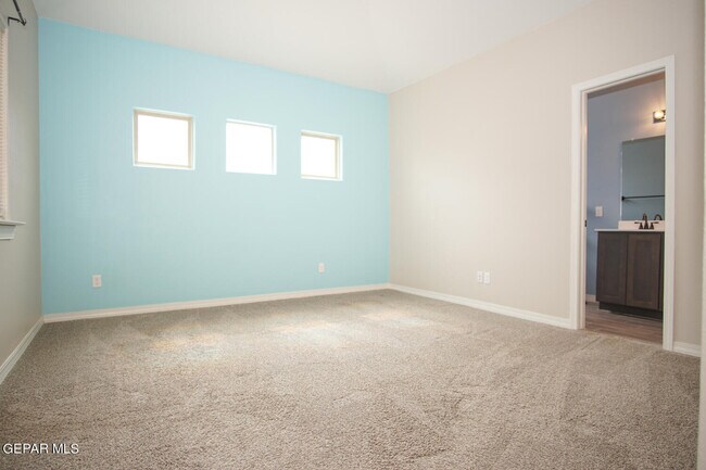 Building Photo - 14364 Tobe Davis Dr