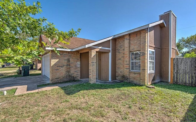Primary Photo - 2709 San Jacinto Rd