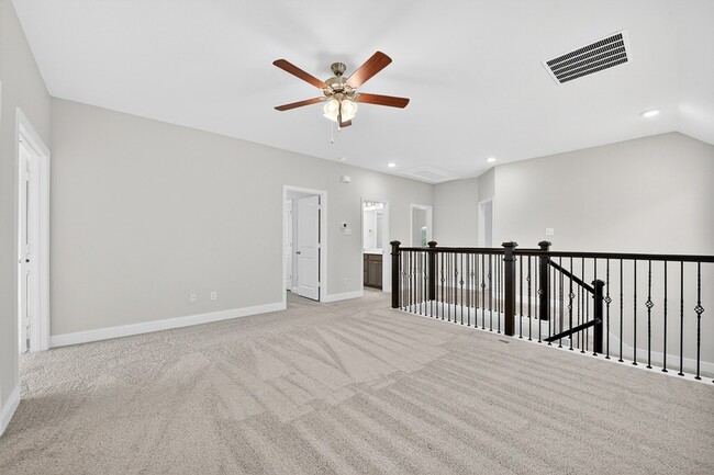 Building Photo - 12749 Friar St