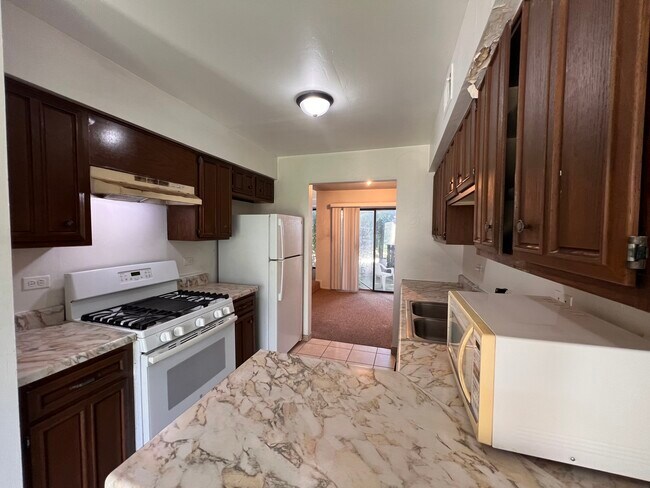 Building Photo - 951 Wilshire Ct