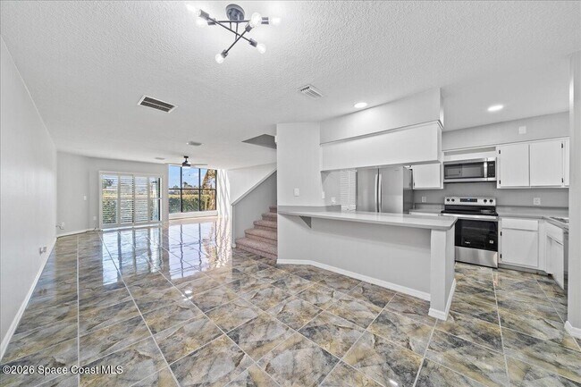 Building Photo - 1251 Beachside Ln