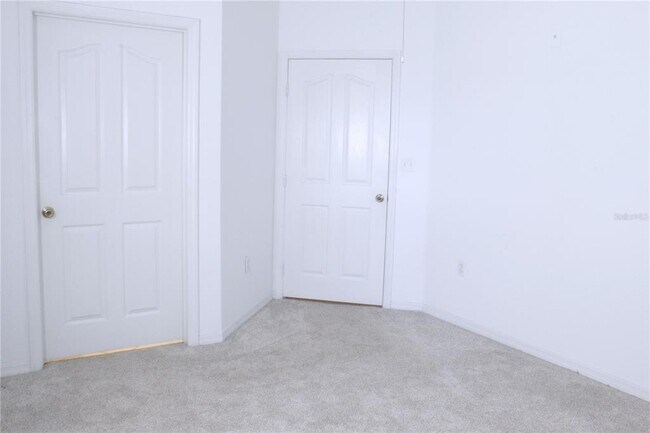 Building Photo - 8925 Legacy Ct