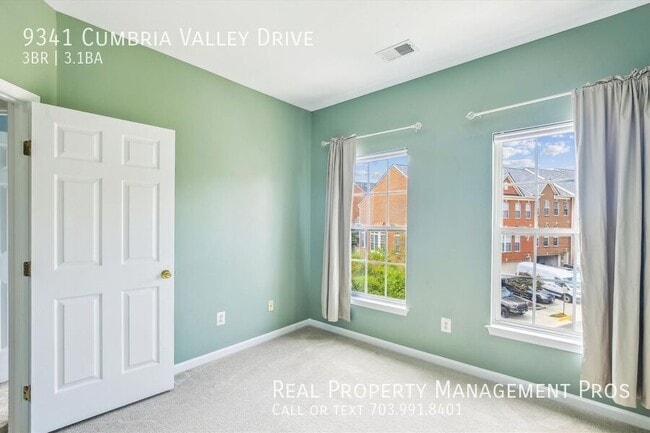 Building Photo - 9341 Cumbria Valley Dr