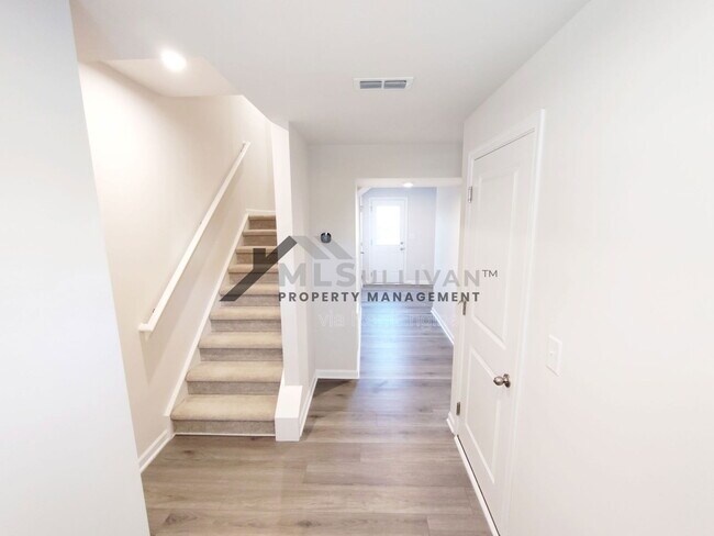 Building Photo - 4600 Black Drum Dr