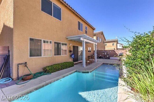 Building Photo - 10598 Cliff Lake St