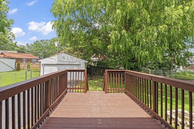 Building Photo - 7241 St Andrews Pl