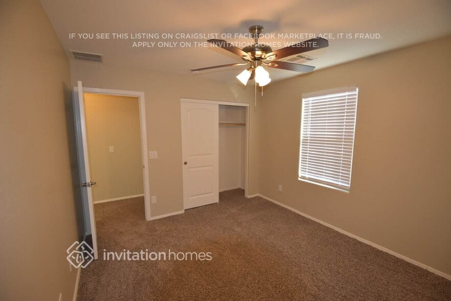 Building Photo - 1344 E Palomino Way