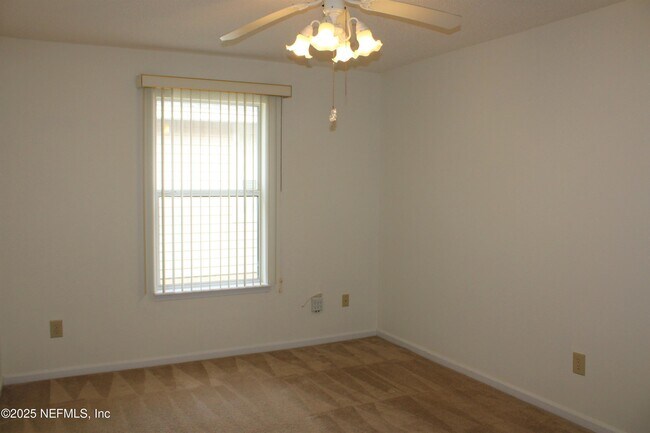 Building Photo - 11202 Mikris Dr S