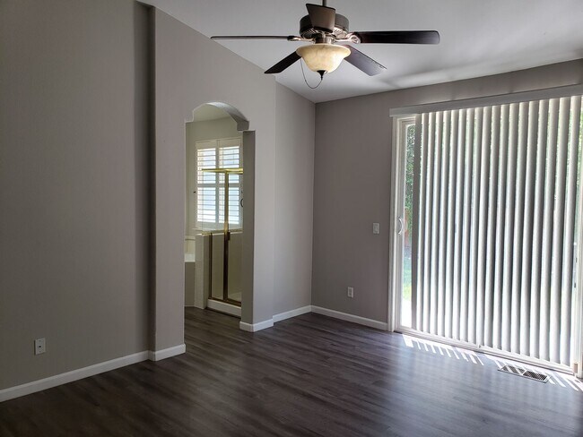 Building Photo - 7251 Noah Ct