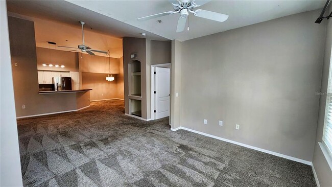 Building Photo - 4170 Central Sarasota Pkwy
