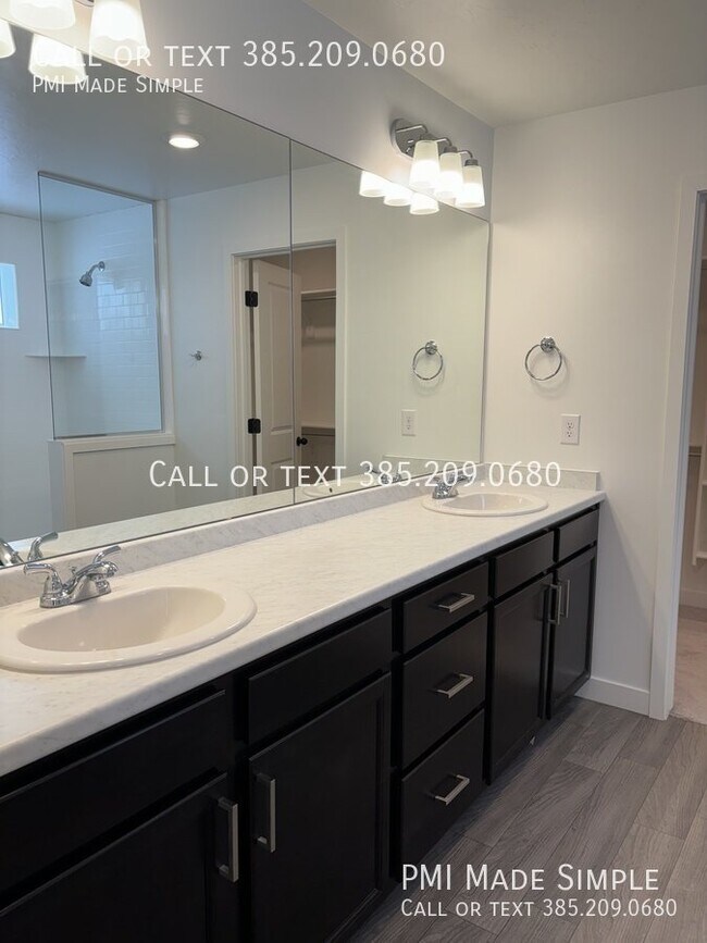 Building Photo - Modern and Spacious Home In Lehi with 2 Ca...