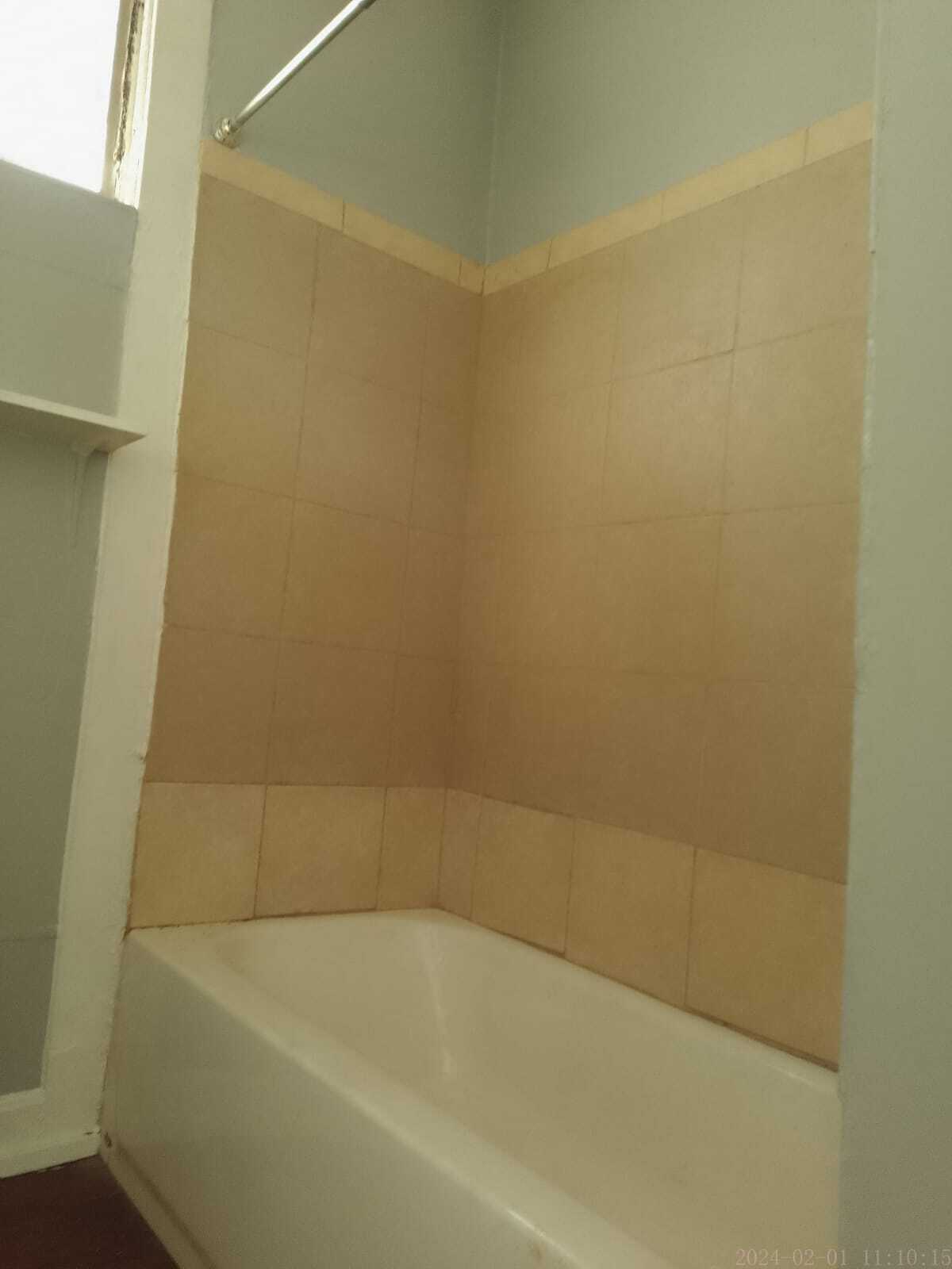 Building Photo - 944 Elberon Ave