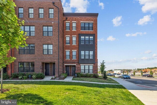 Building Photo - 22318 Roanoke Rise Terrace