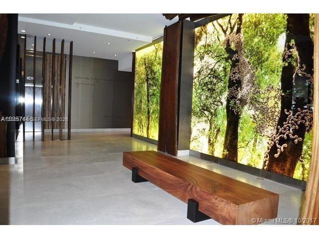 Building Photo - 1010 Brickell Ave