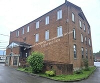 Building Photo - 518 W Cunningham St