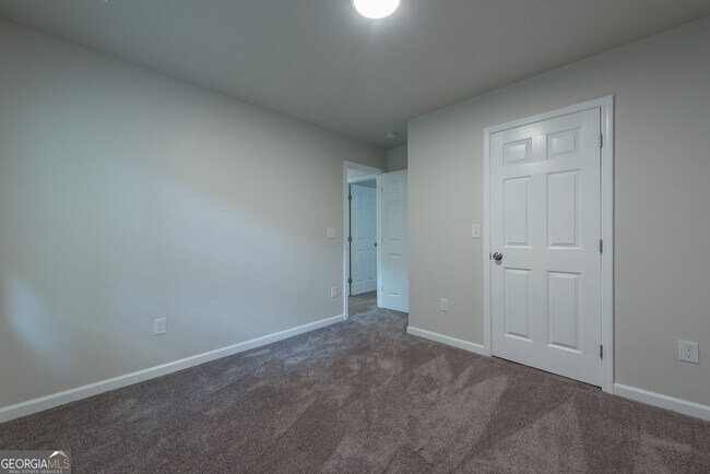 Building Photo - 5461 Brisbane Ct