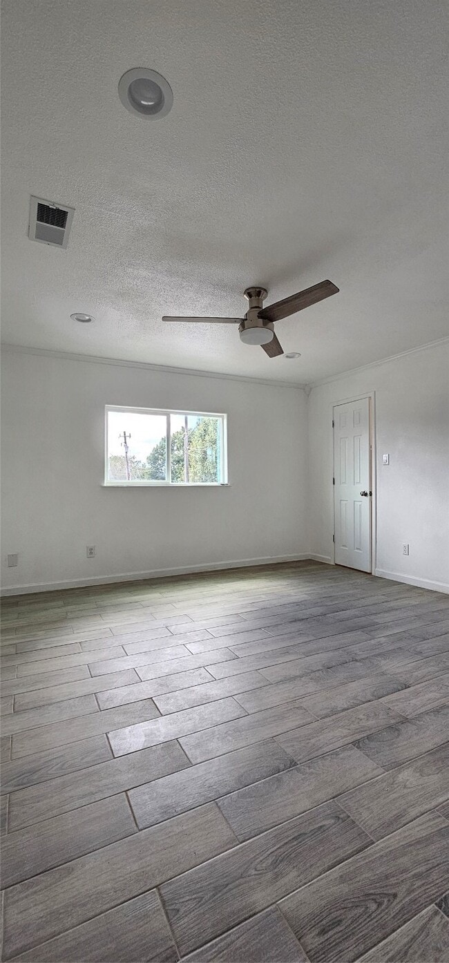 Building Photo - 811 Knights Bridge Ln
