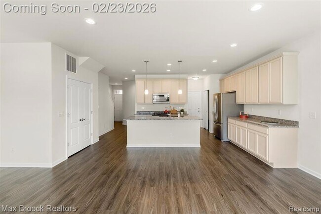 Building Photo - 43474 Chancellor Ln