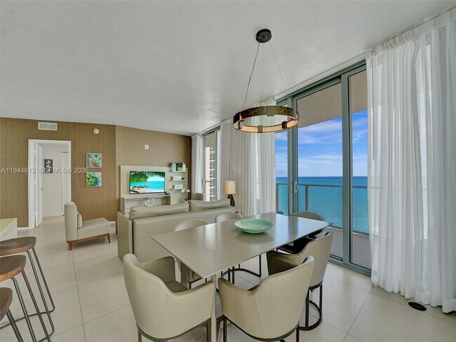 Building Photo - 4111 S Ocean Dr