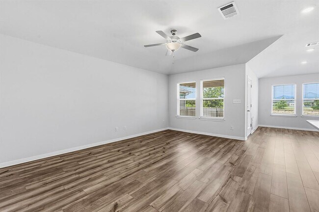 Building Photo - 3053 Mill Run Bnd