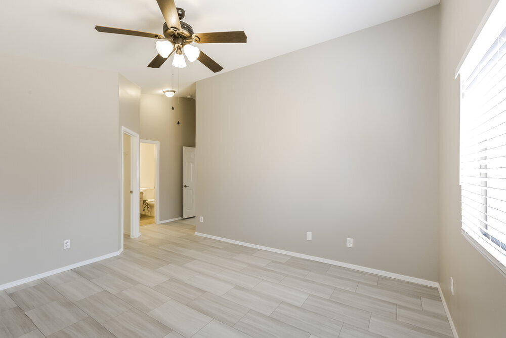 Building Photo - 3129 W Sunland Ave
