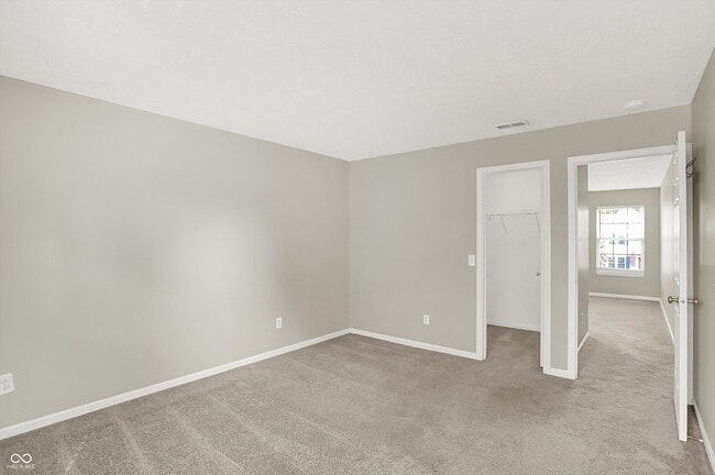 Building Photo - 12059 Seville Rd