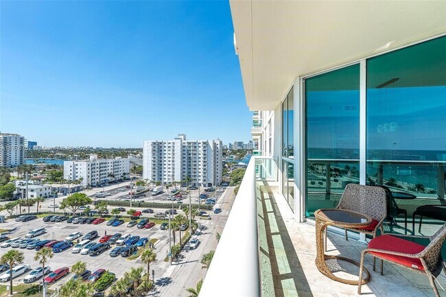 Building Photo - 101 S Fort Lauderdale Beach Blvd