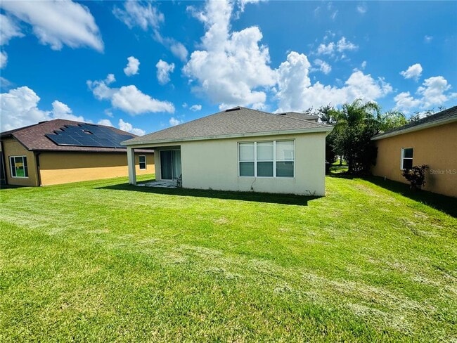 Building Photo - 2327 Meadow Oak Cir