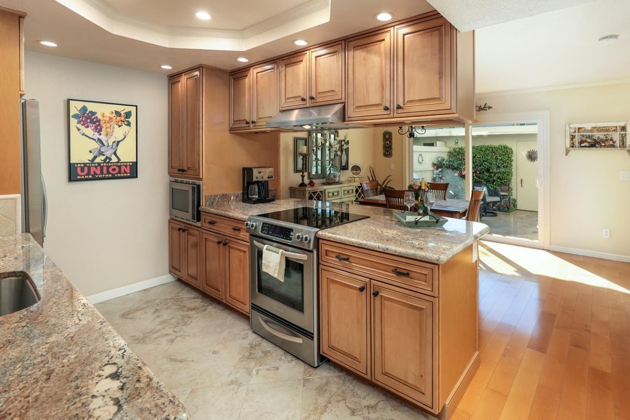 Building Photo - 1248 Crescent Ter