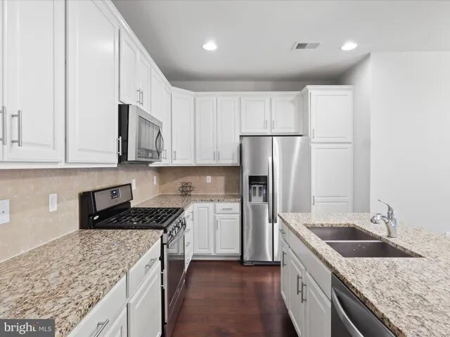 Building Photo - 20581 Geddes Ter