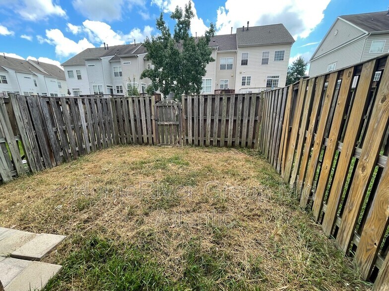 Building Photo - 42570 Magellan Square