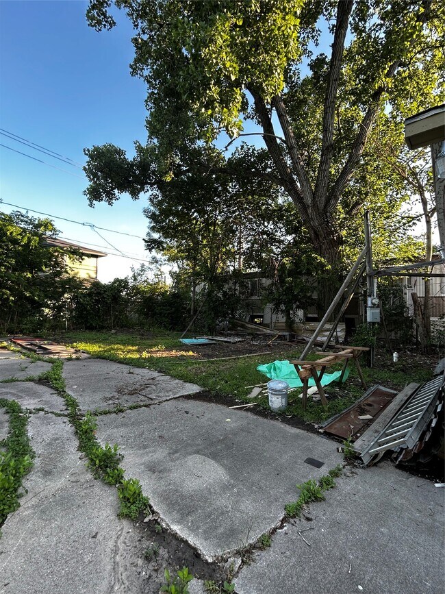 Building Photo - 804-804 Virginia St