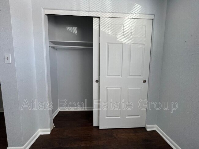 Building Photo - 9870 E Montview Blvd