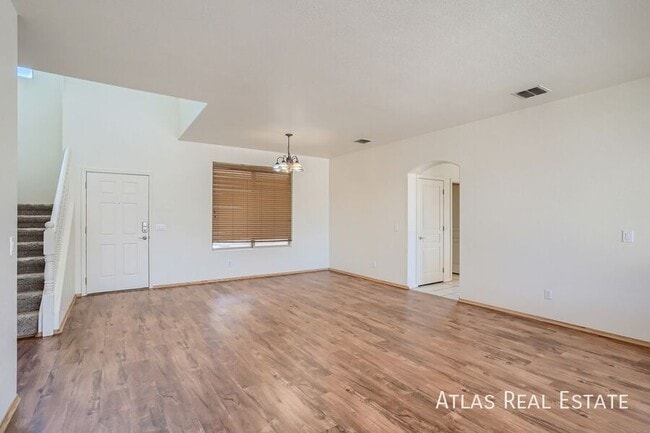 Building Photo - 9213 N Desert Earth Pl