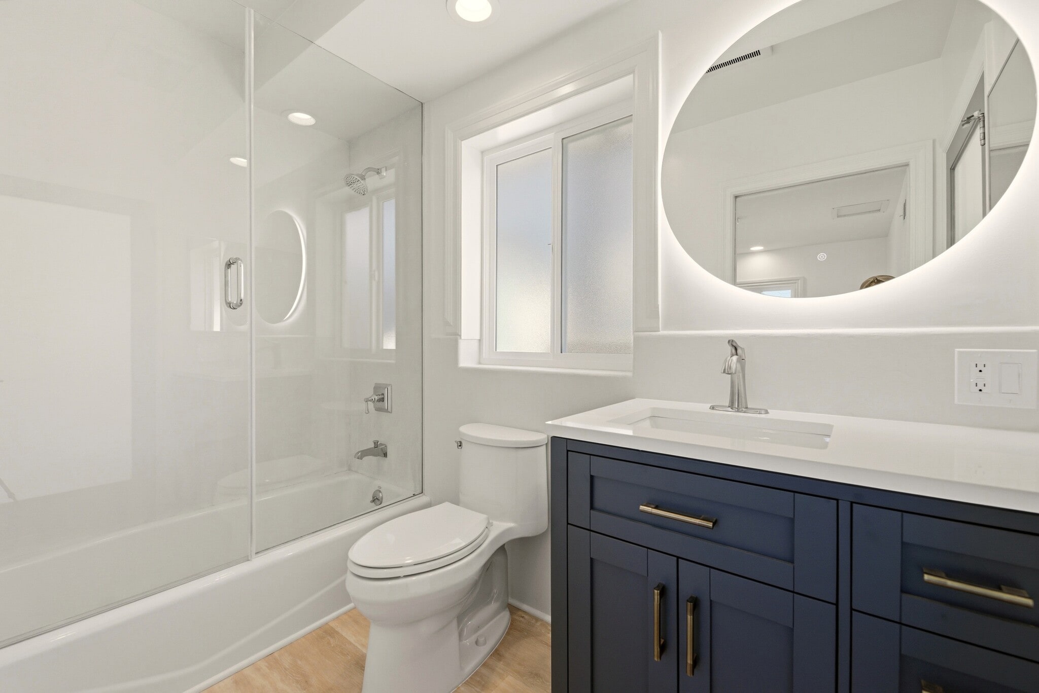 Building Photo - 204 Tranquillo Rd