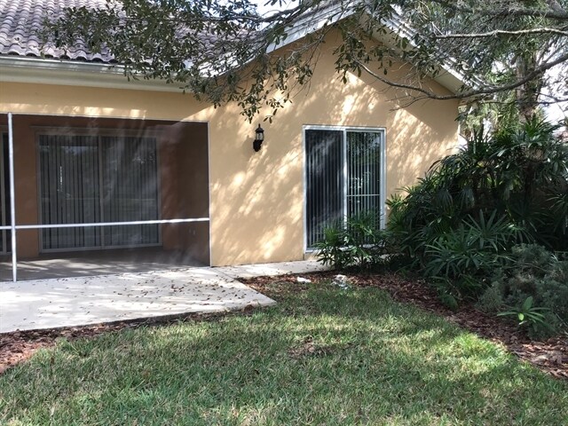 Building Photo - 11938 Charlton Ln