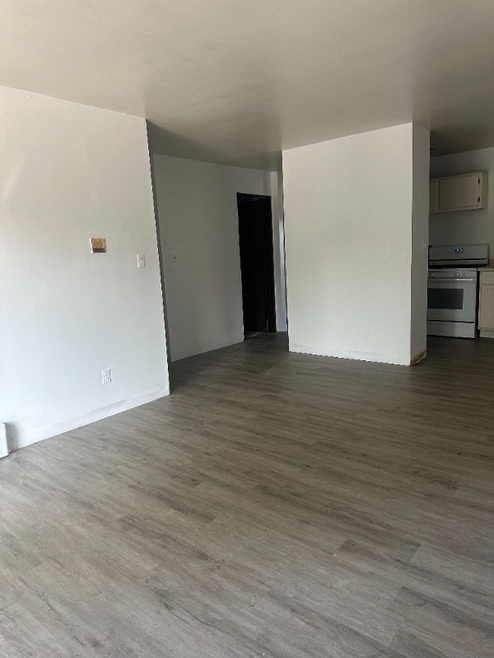 Building Photo - 363 Hawthorne Cir