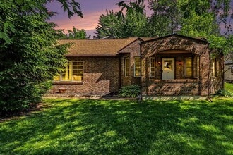 Building Photo - 33700 Beechwood St