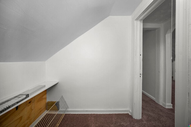 Building Photo - 1270 Old Buckroe Rd