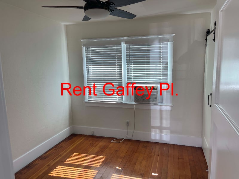 Building Photo - 827 N Gaffey Pl