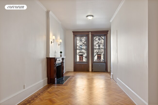 Building Photo - 408 4th St