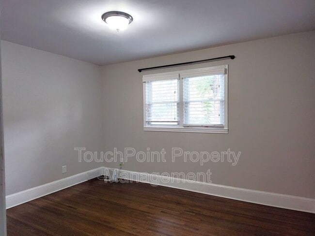 Building Photo - 1100 Norland Rd