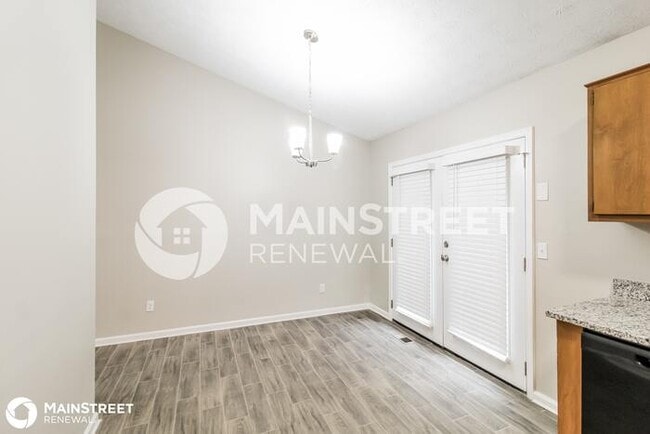 Building Photo - 6820 Summit View Dr, Flowery Branch, GA 30...