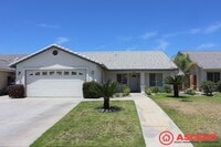 Building Photo - 4-Bedroom Home Near Shopping Center In Sou...