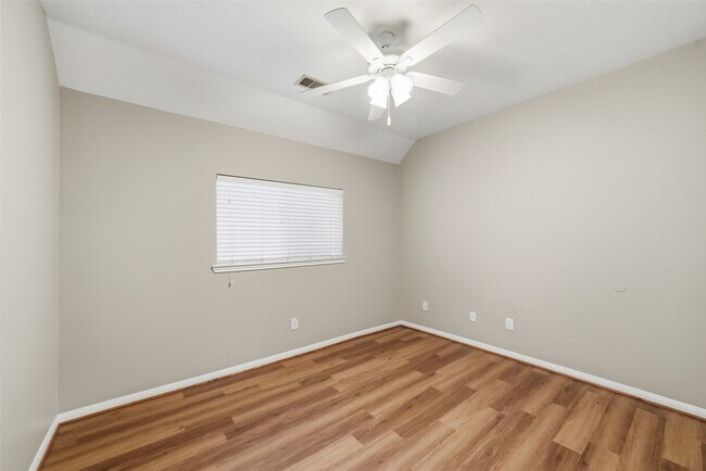 Building Photo - 11030 Desert Springs Cir