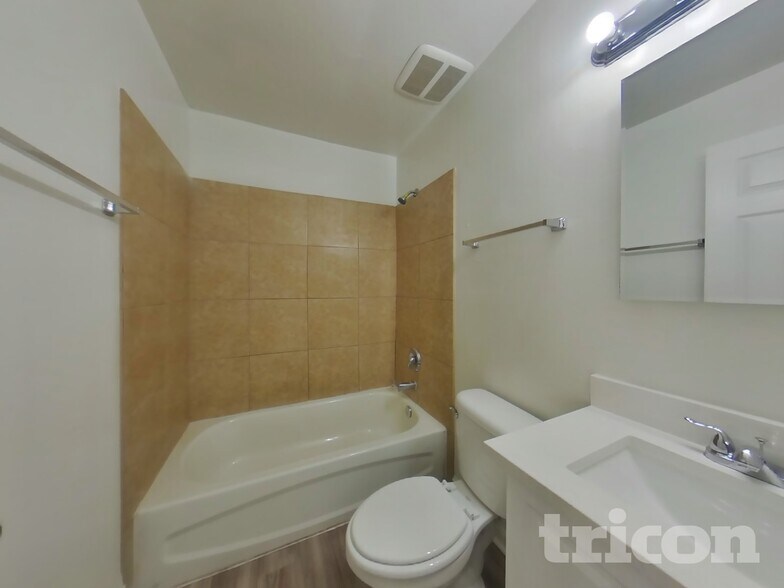 Building Photo - 3721 W Seldon Ln