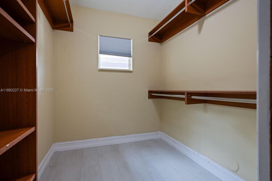 Building Photo - 5740 SW 59th Pl