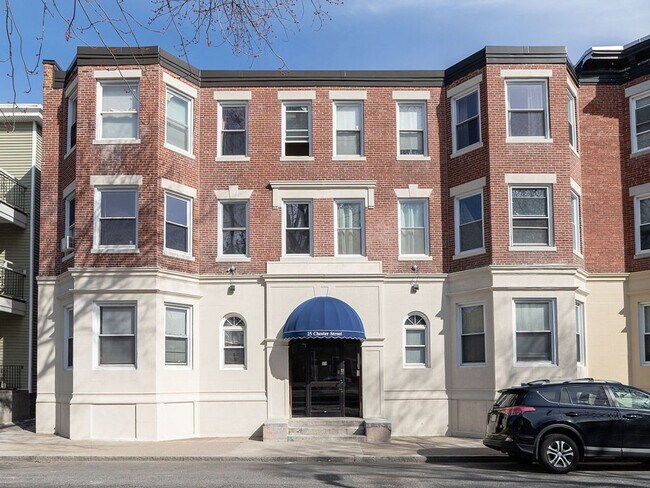 Building Photo - Allston 4 Bed – 1,250 Sq Ft – Heat Included – Top Floor – 9/1