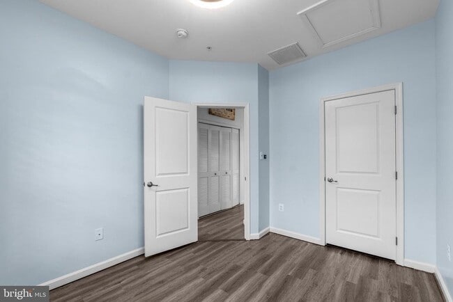 Building Photo - 4559 Tinder Box Cir